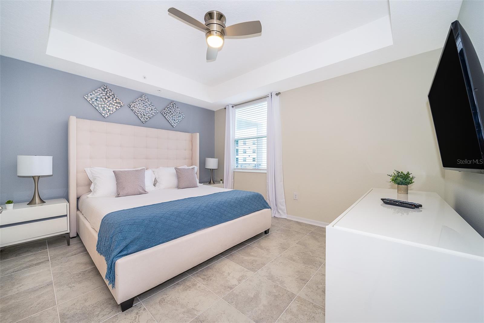 3150 PARADOX CIRCLE 208