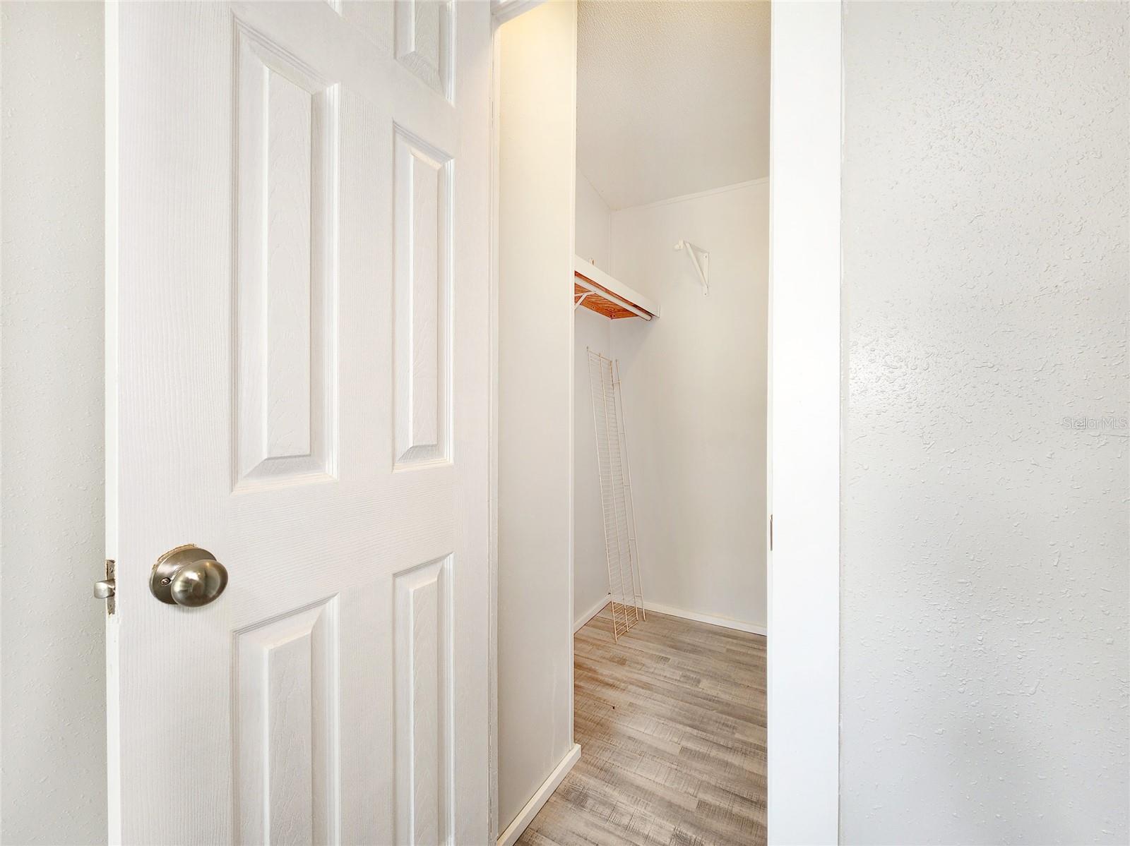 HILLTOP - Residential