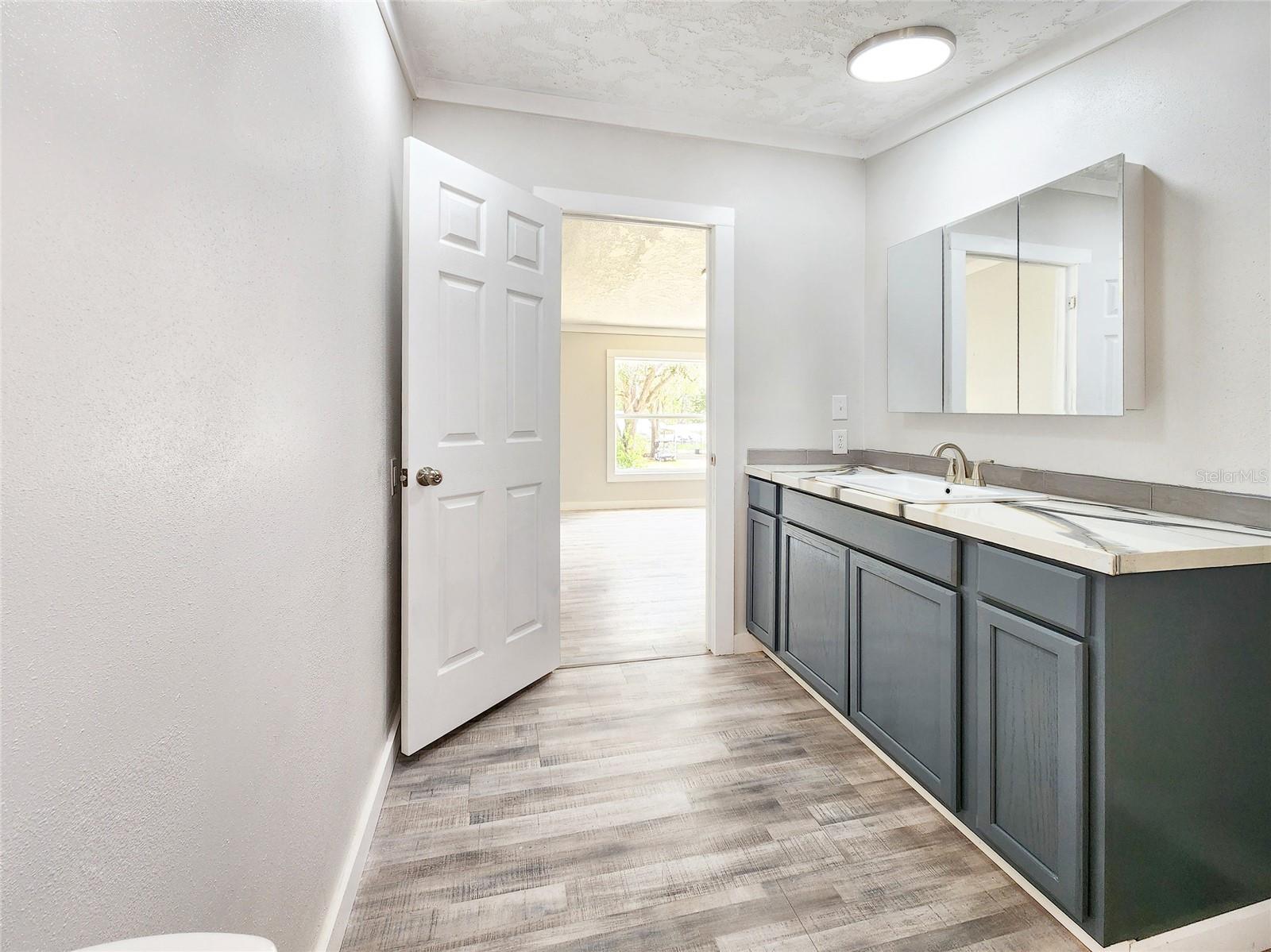 HILLTOP - Residential