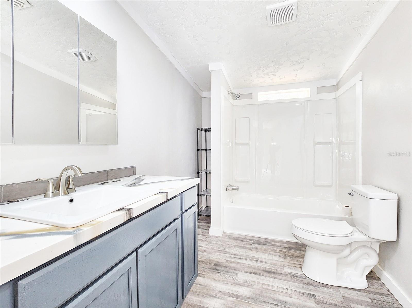 HILLTOP - Residential