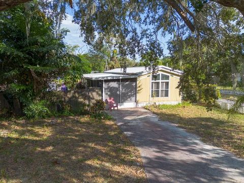 A home in PORT RICHEY