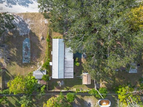 A home in PORT RICHEY