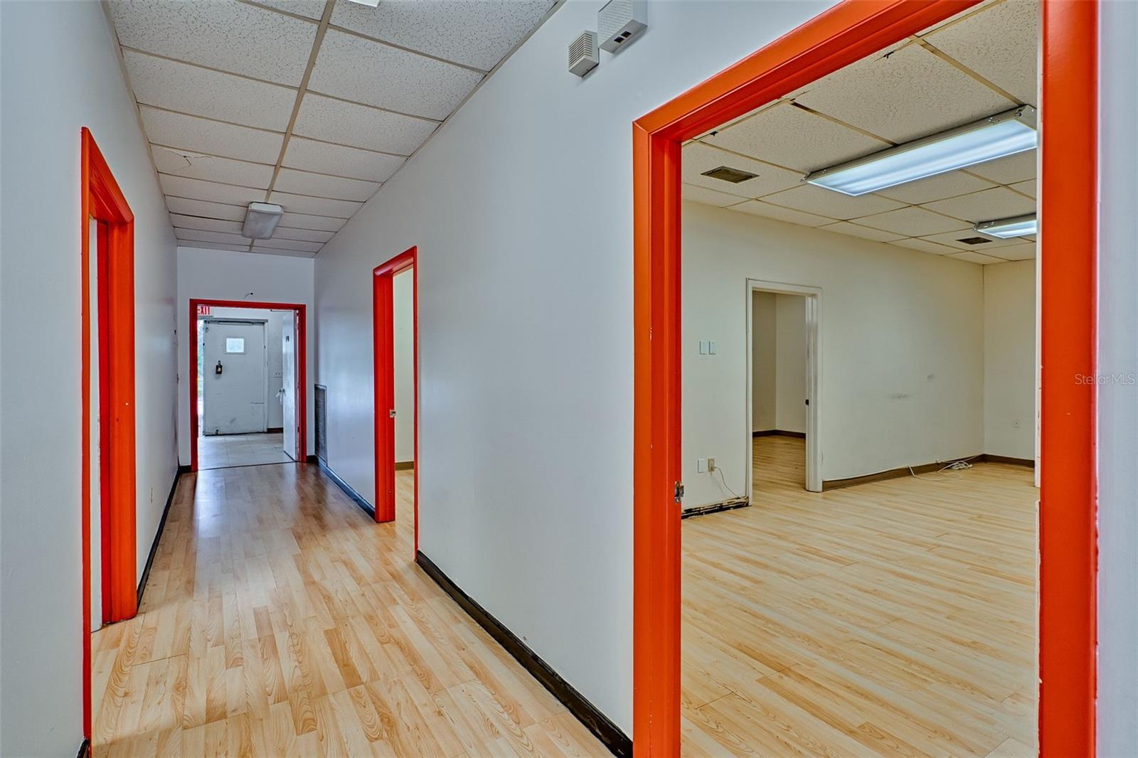 GAINESVILLE INDUST PARK - Commercial Lease