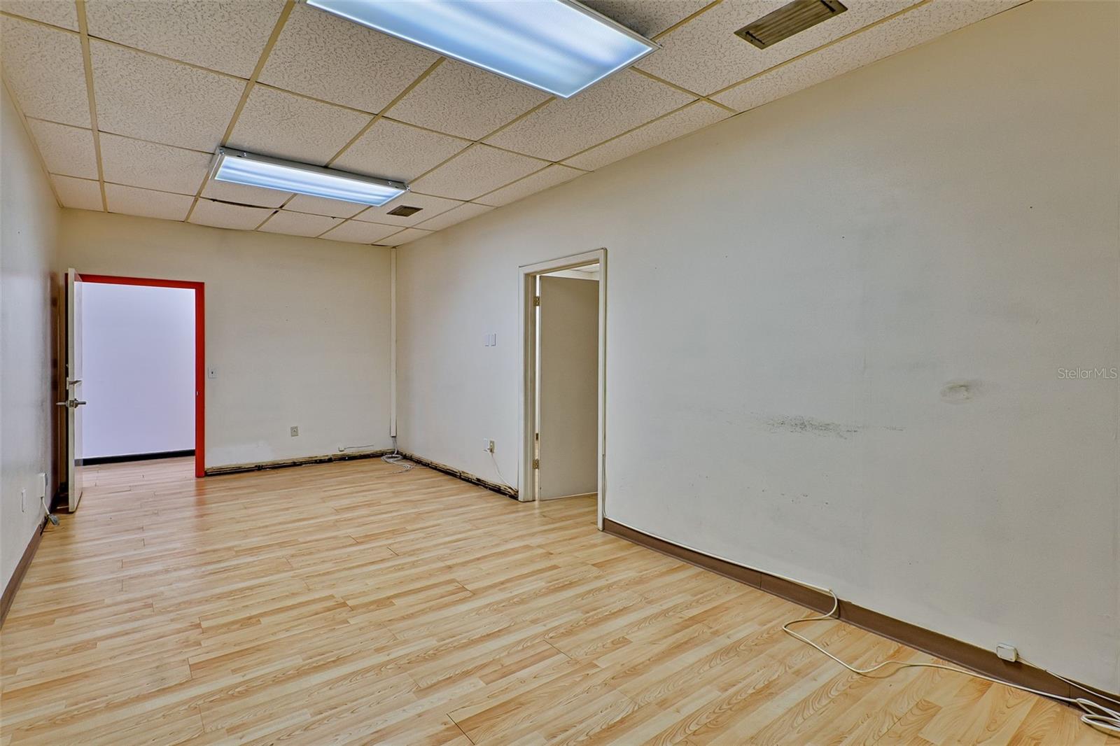 GAINESVILLE INDUST PARK - Commercial Lease