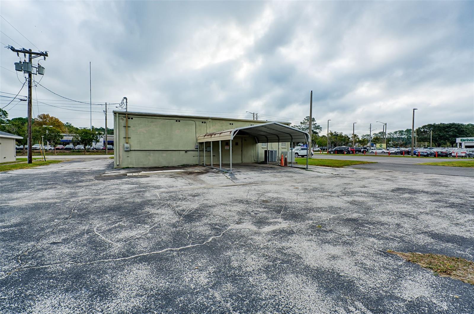 GAINESVILLE INDUST PARK - Commercial Lease