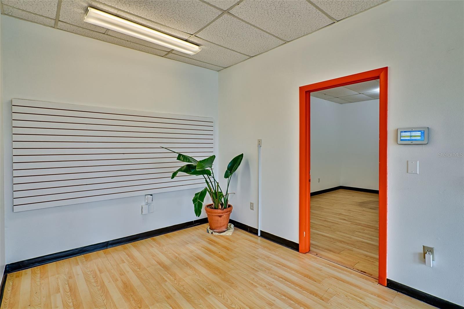 GAINESVILLE INDUST PARK - Commercial Lease