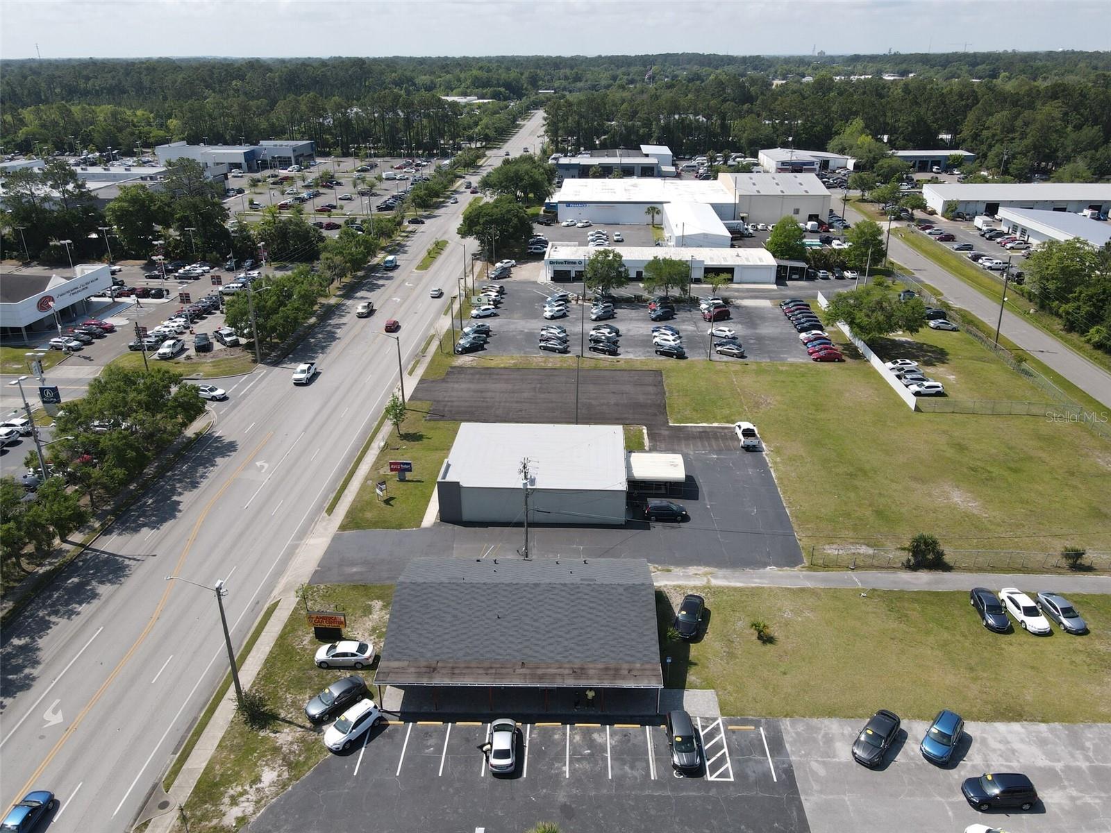 GAINESVILLE INDUST PARK - Commercial Lease