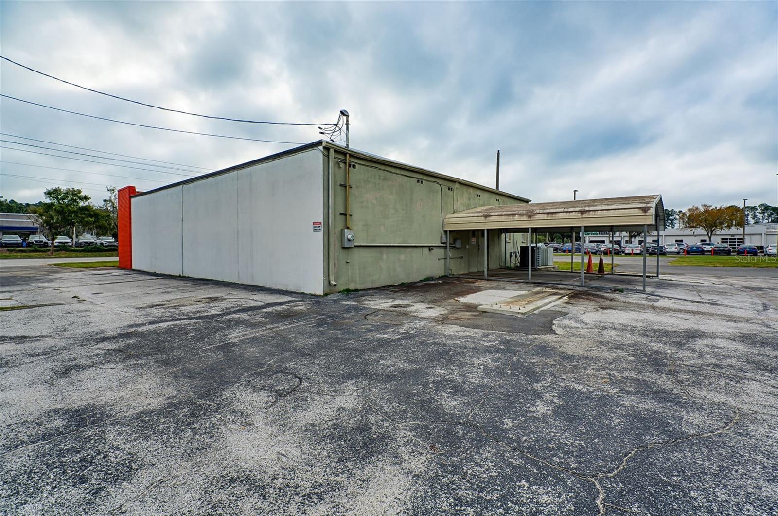 GAINESVILLE INDUST PARK - Commercial Lease