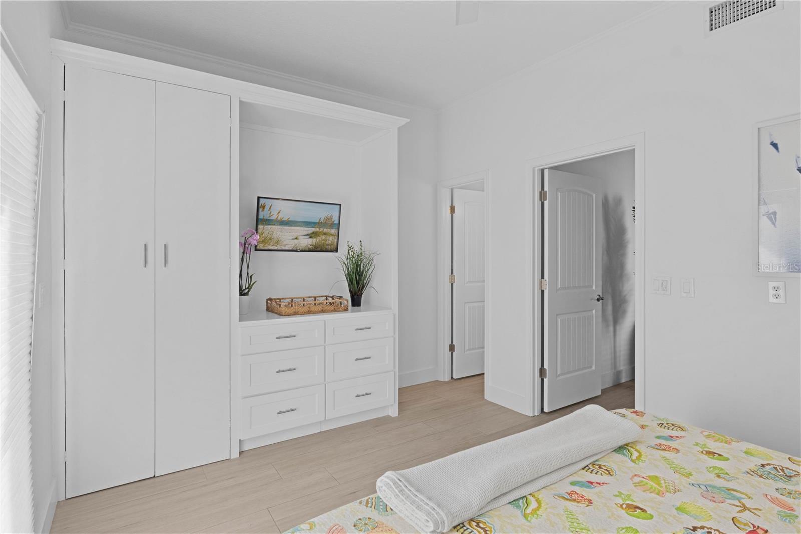 ANNA MARIA BEACH - Residential