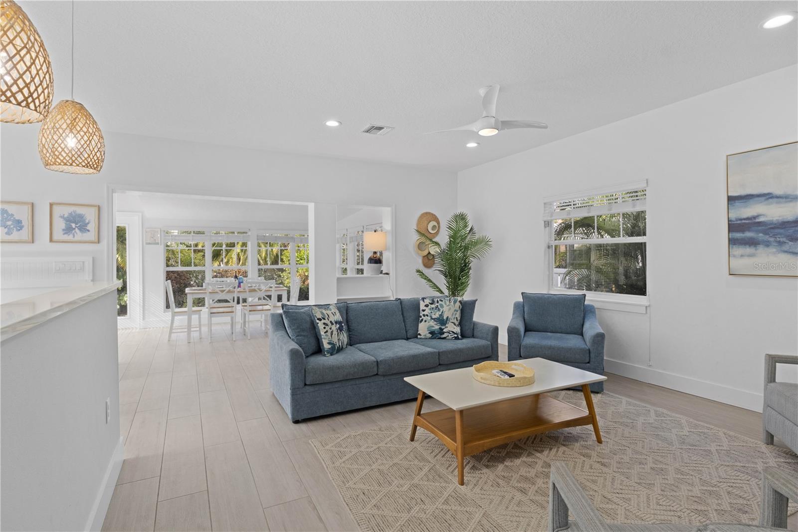 ANNA MARIA BEACH - Residential