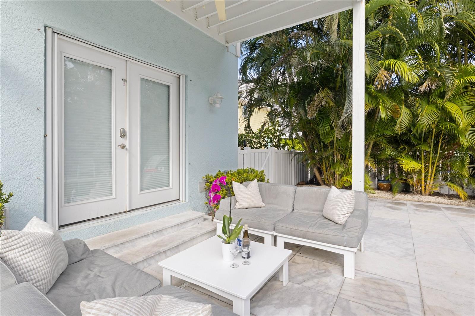 ANNA MARIA BEACH - Residential