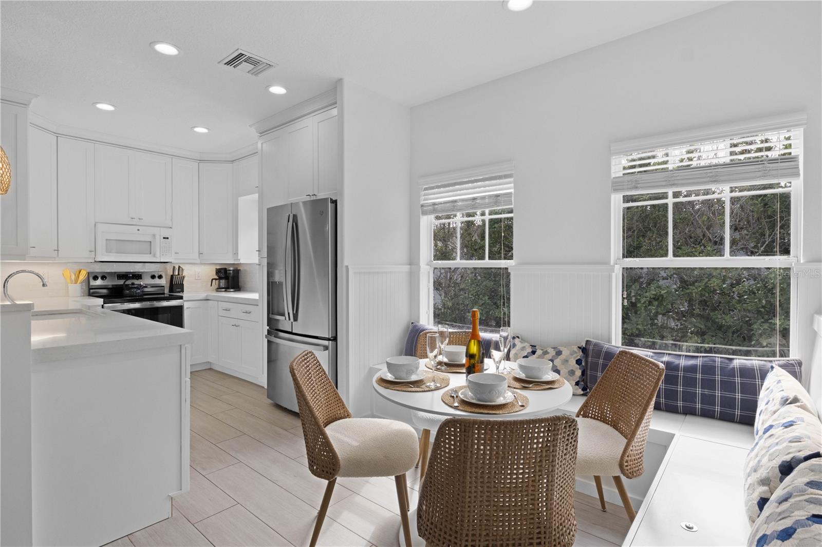 ANNA MARIA BEACH - Residential