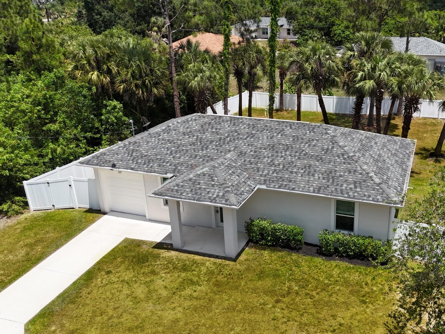 TWIN LAKE ESTATES - Residential