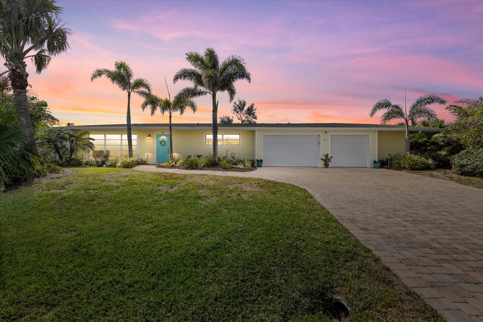 424 SHADE TERRACE