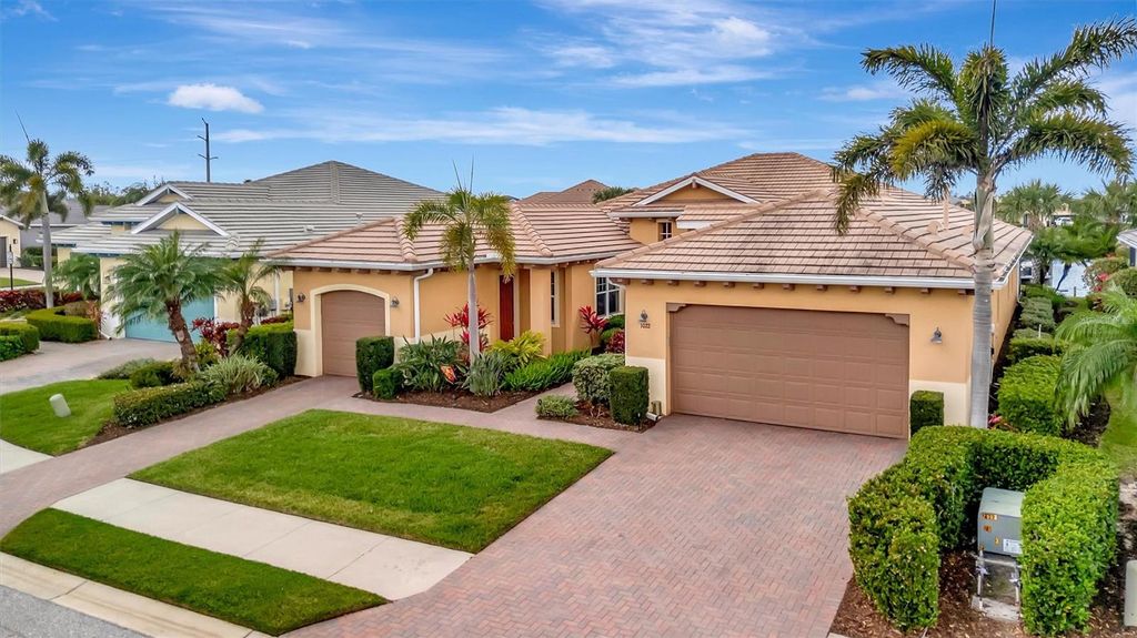 Photo of 1022 Kestrel Court, Bradenton, FL 34208 (MLS # TB8485331)