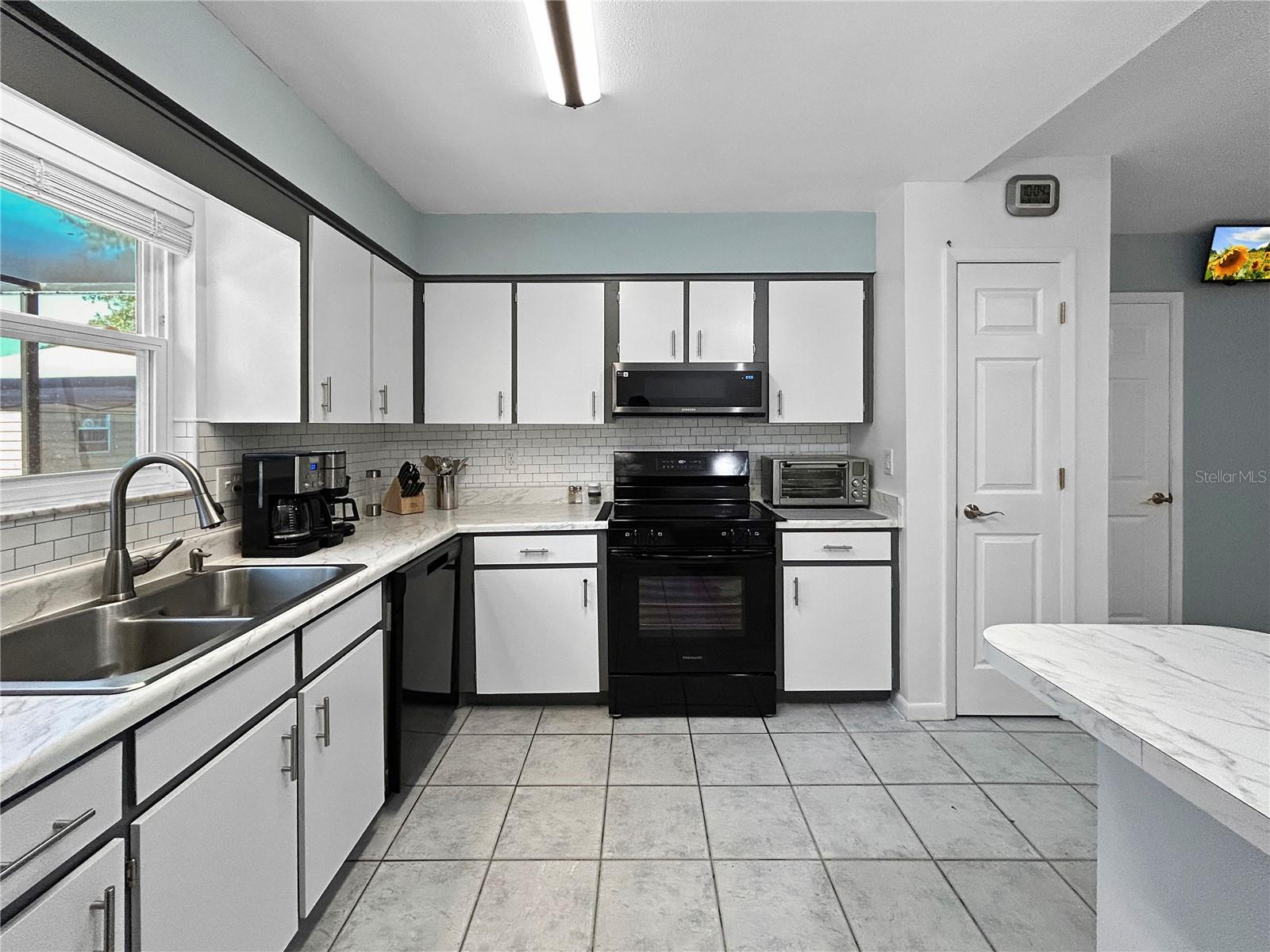 LAKE GARFIELD ESTATES - Residential