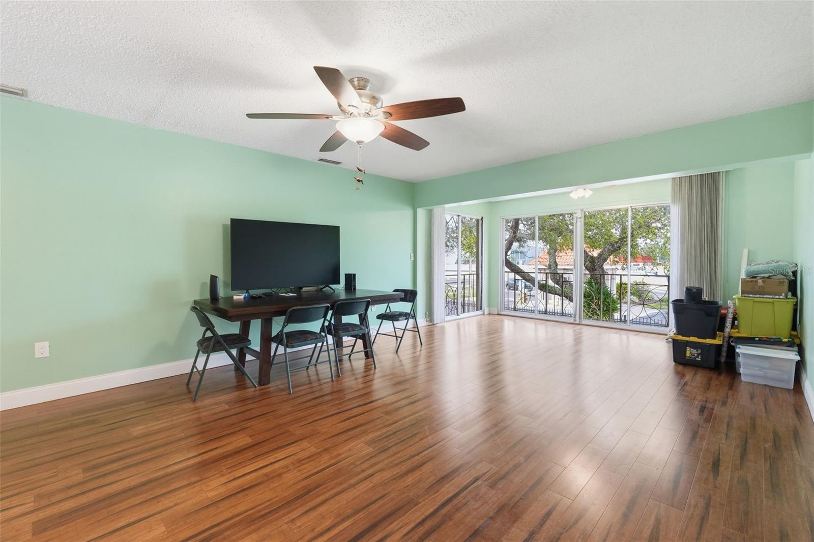 IMPERIAL COVE 1 - Residential