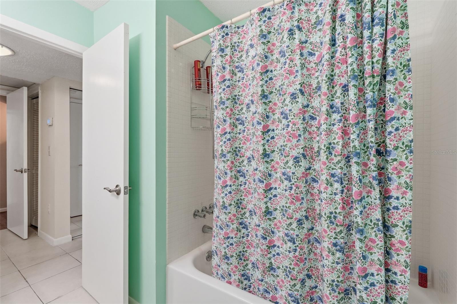 IMPERIAL COVE 1 - Residential