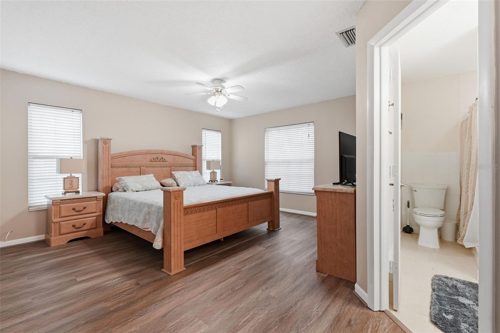 IMPERIAL COVE 1 - Residential