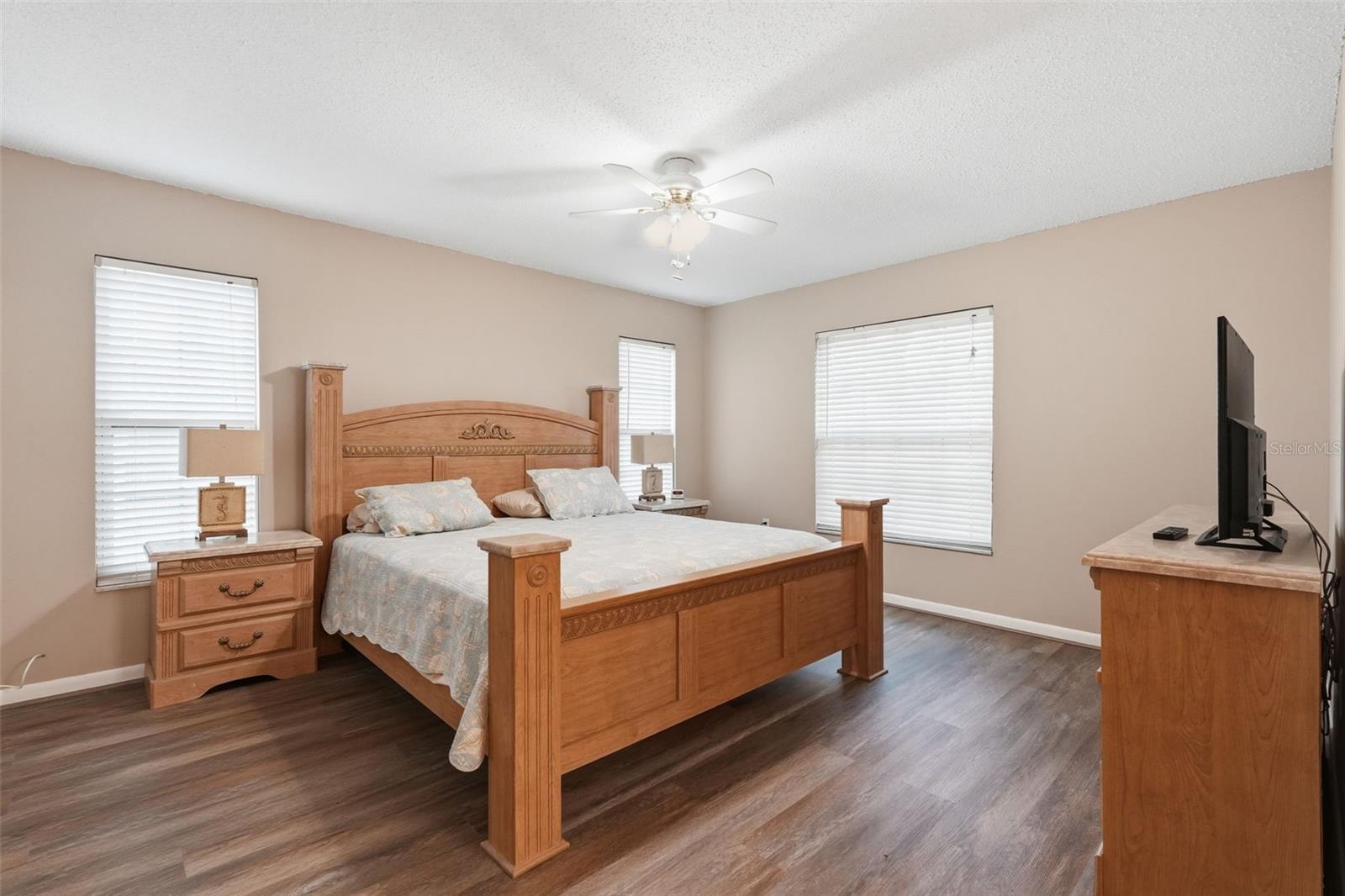 IMPERIAL COVE 1 - Residential