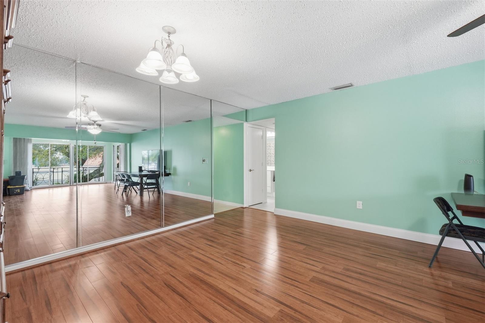 IMPERIAL COVE 1 - Residential