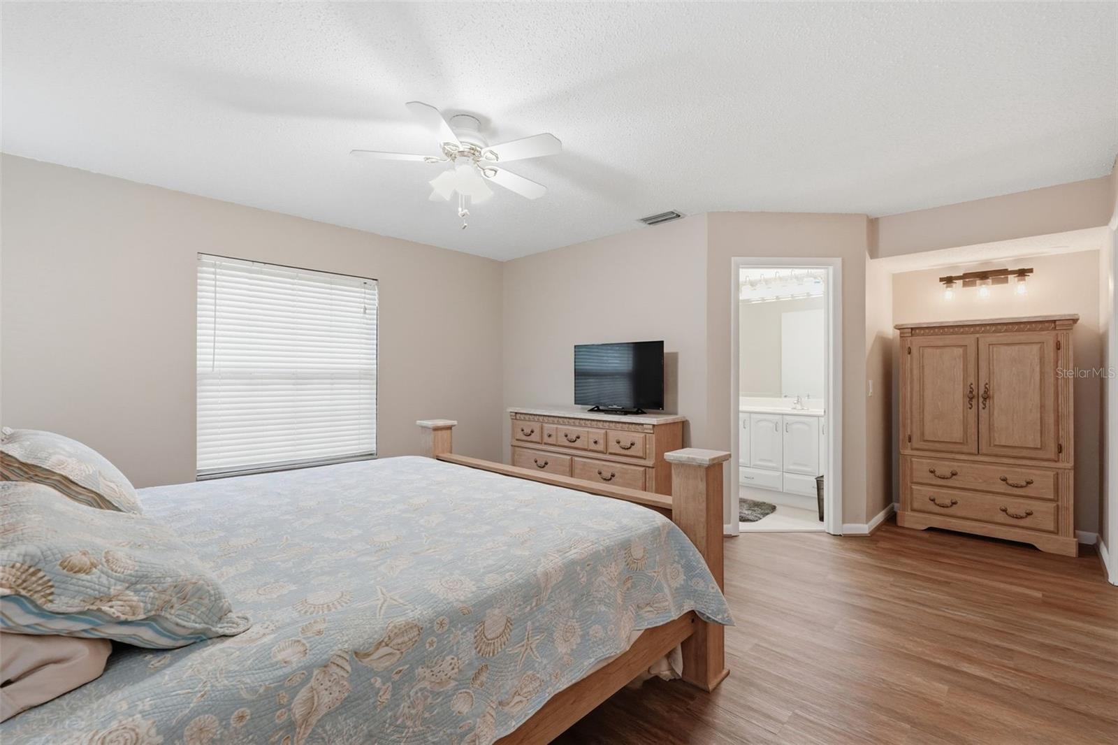 IMPERIAL COVE 1 - Residential