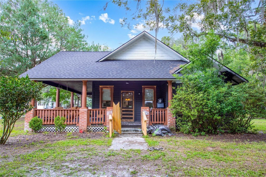 Photo of 13328 NE 230th Court, Raiford, FL 32083 (MLS # GC542932)