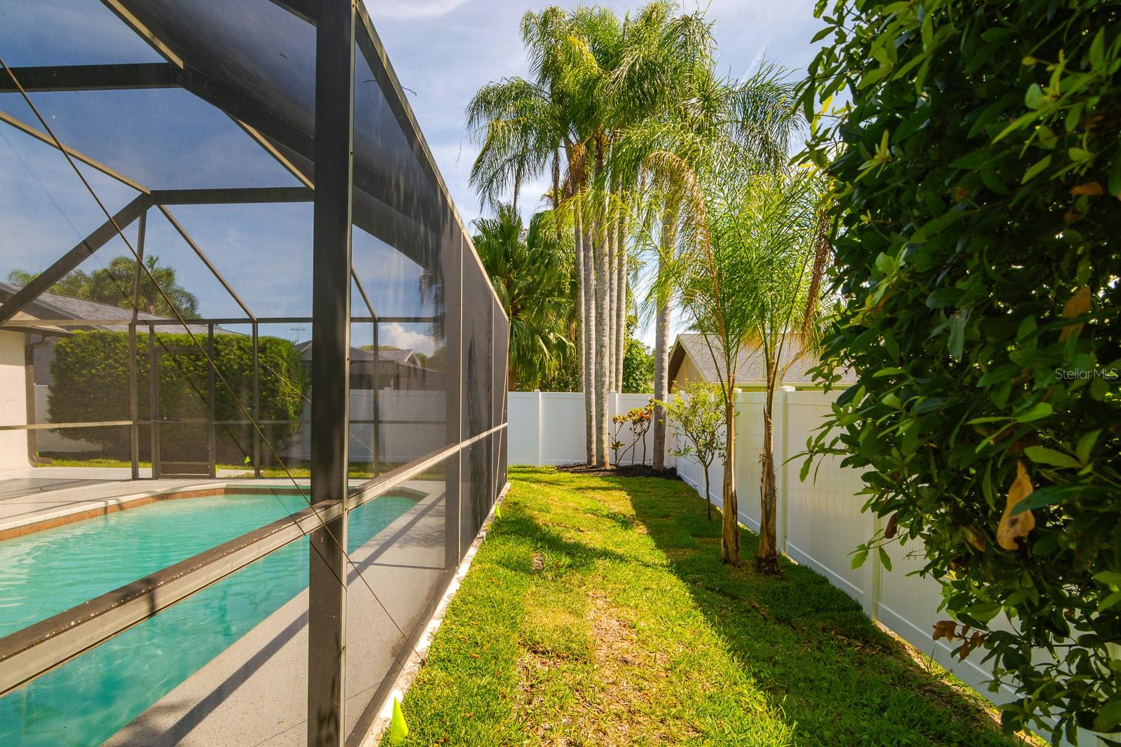 FALCON RIDGE - Residential