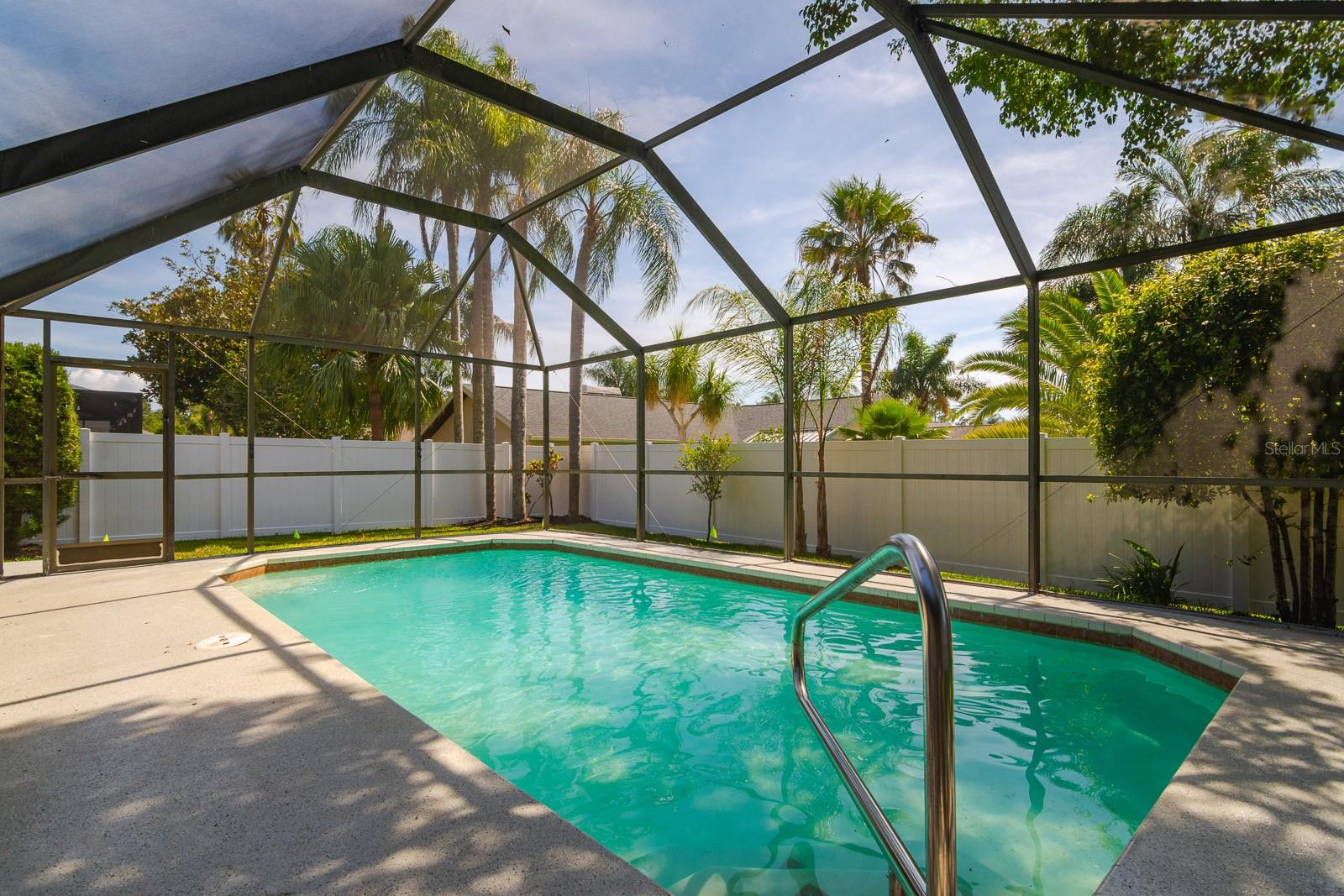 FALCON RIDGE - Residential
