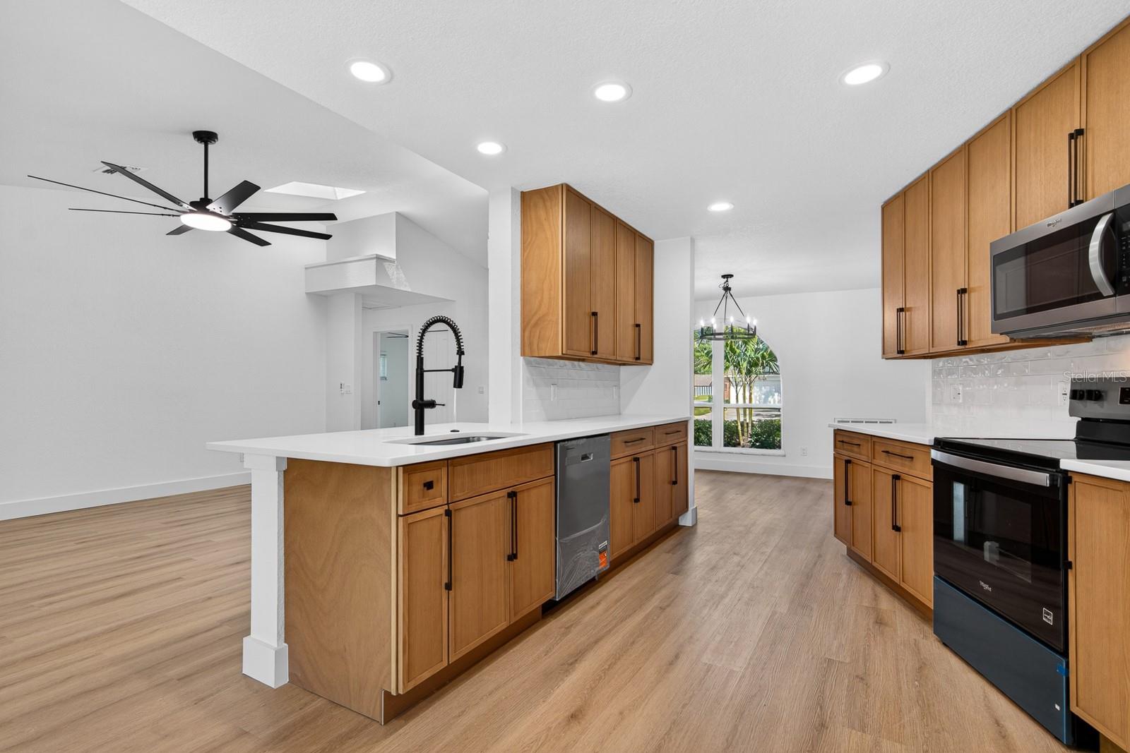 FALCON RIDGE - Residential