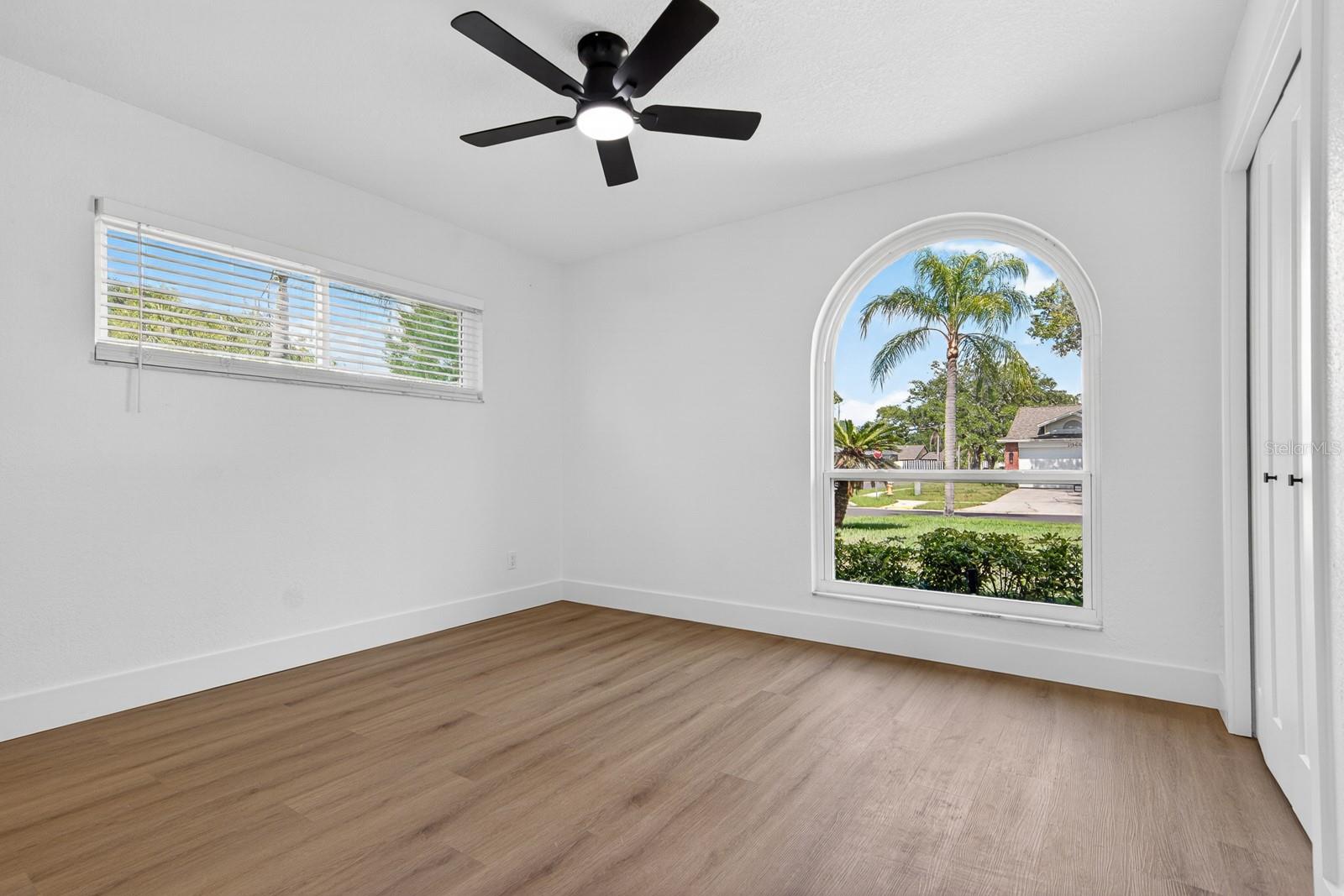 FALCON RIDGE - Residential