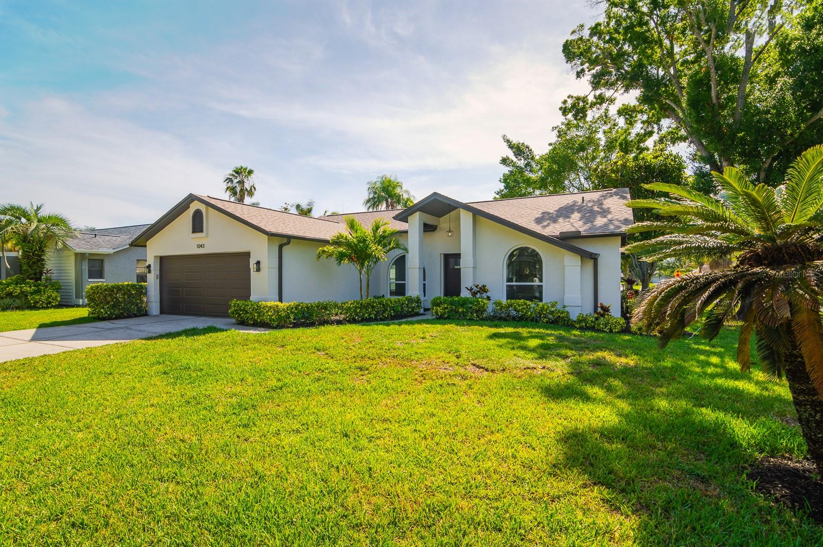 FALCON RIDGE - Residential