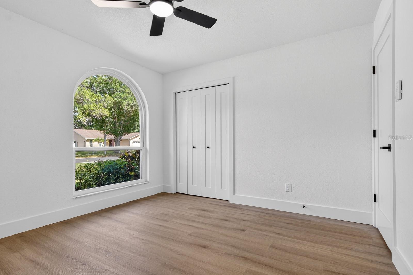 FALCON RIDGE - Residential