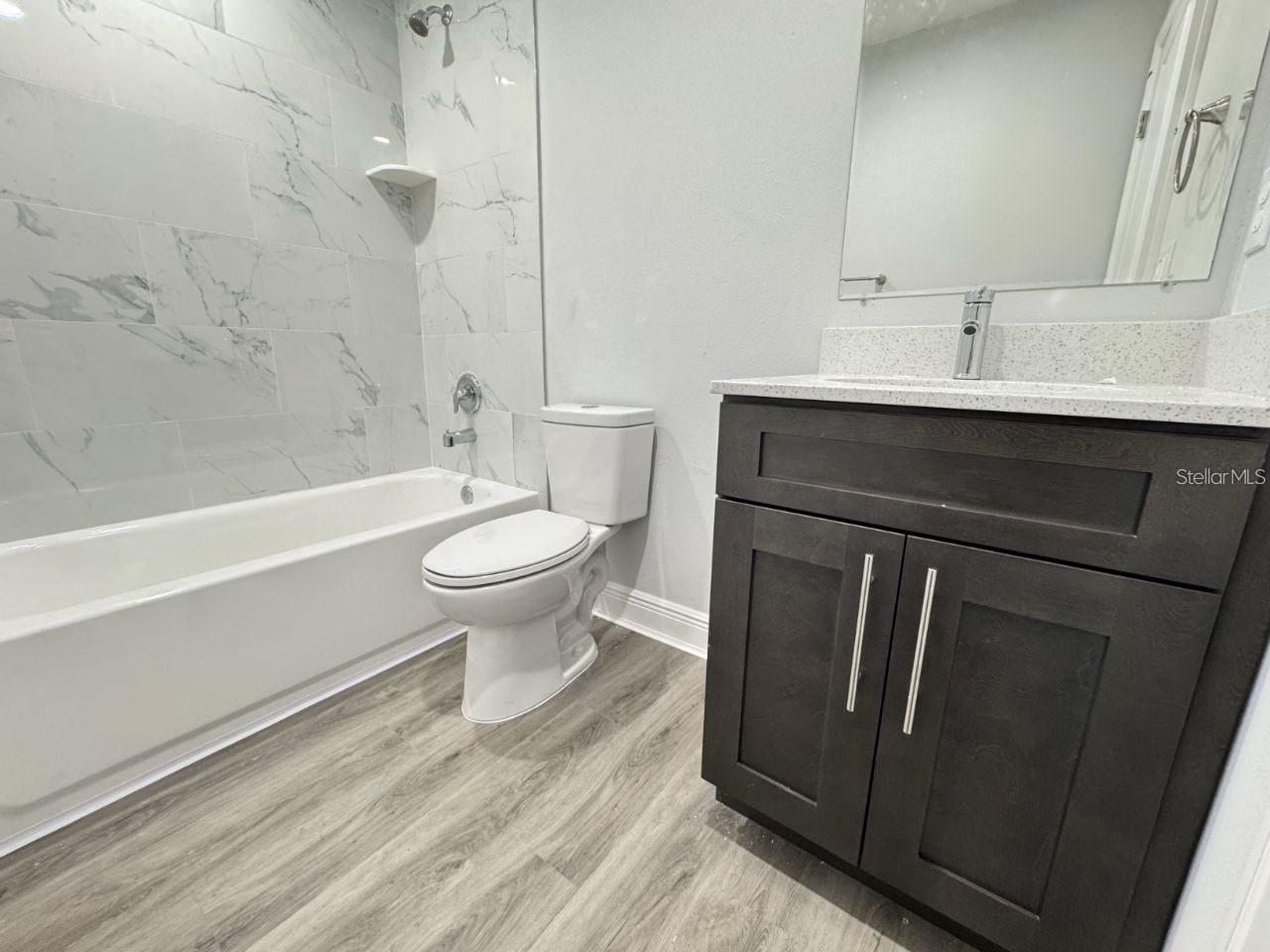 SWAN LAKE ESTATES - Residential