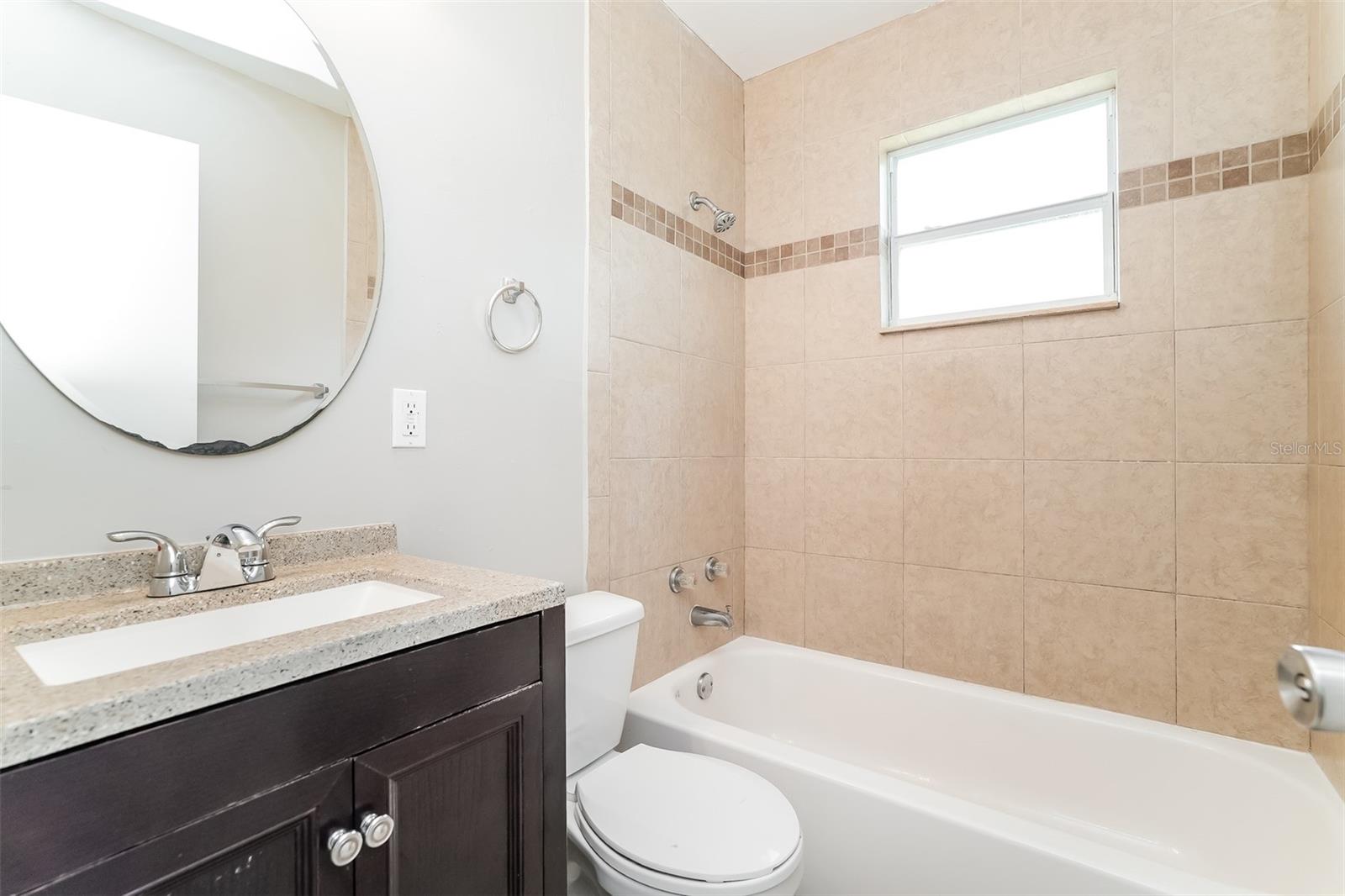 GARNETT SUB - Residential Lease