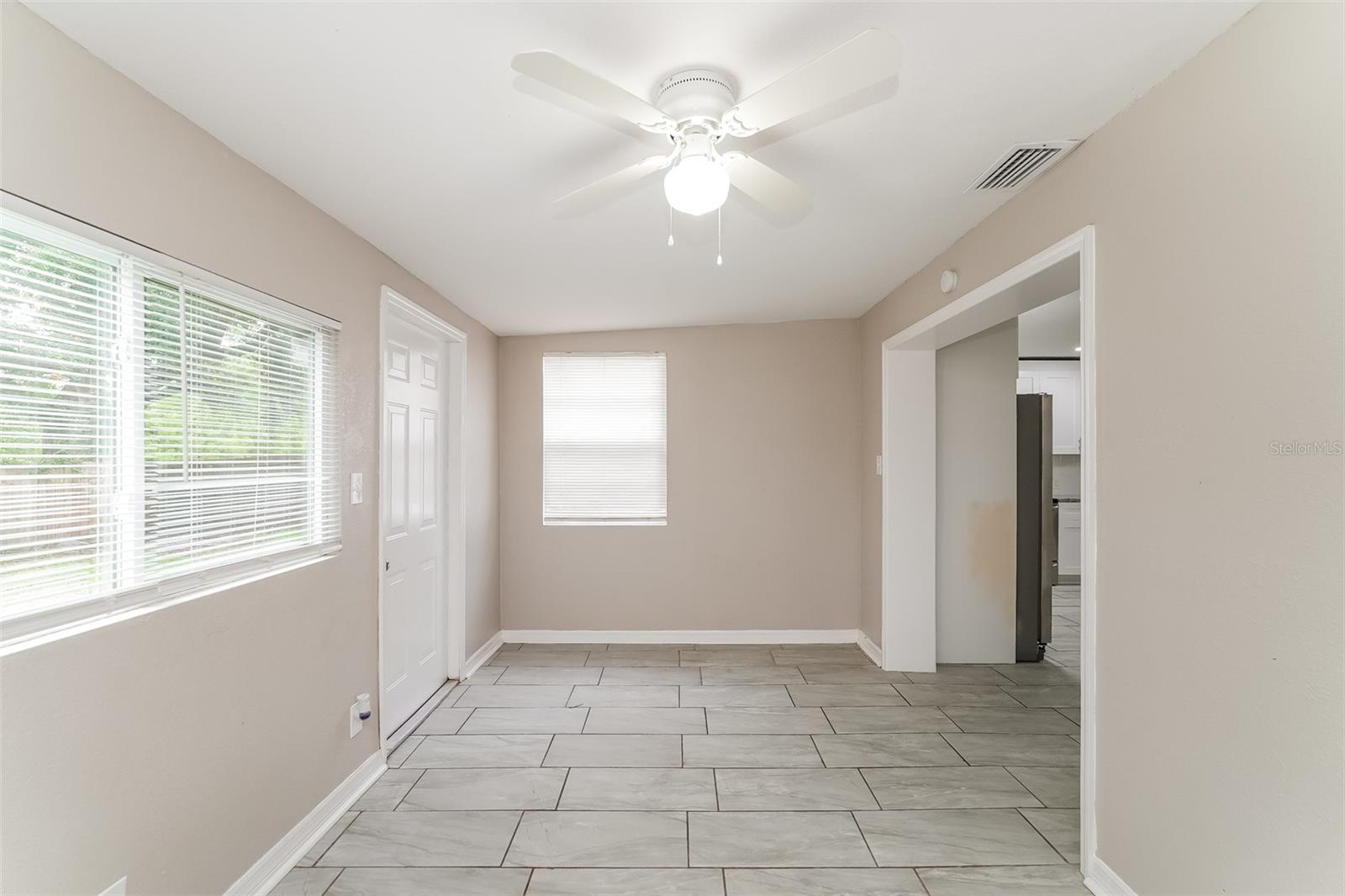 GARNETT SUB - Residential Lease