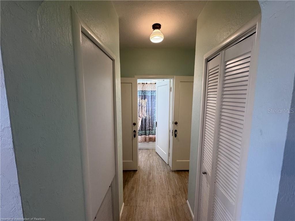 Photo of 930 W Main Street, Avon Park, FL 33825 (MLS # L4959645)