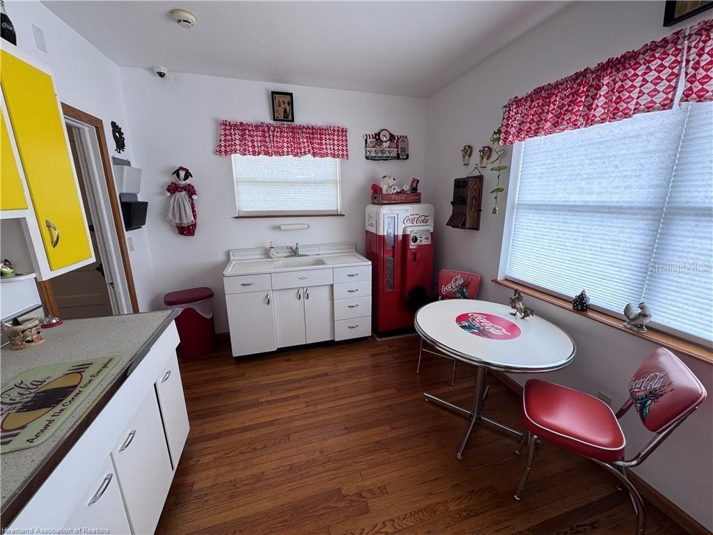 GOLDEN AGE VILLAS - Residential