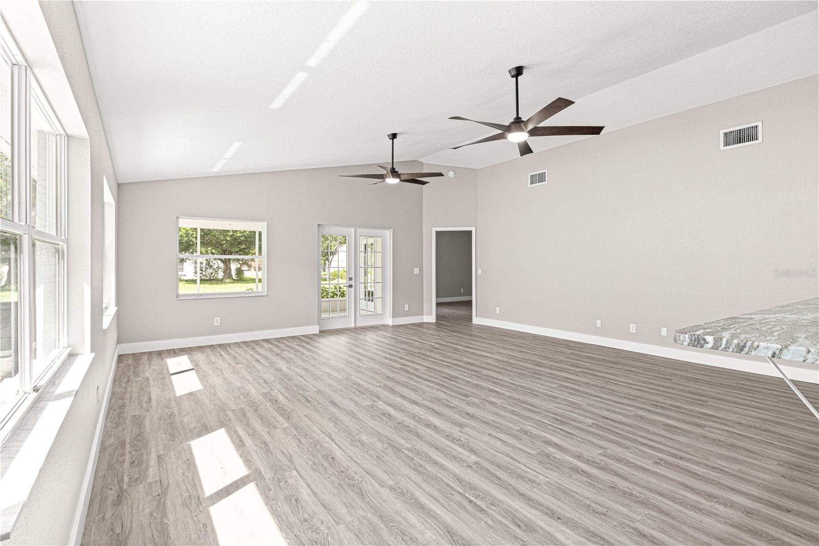 ON TOP OF THE WORLD PH 01-A SEC 01 - Residential