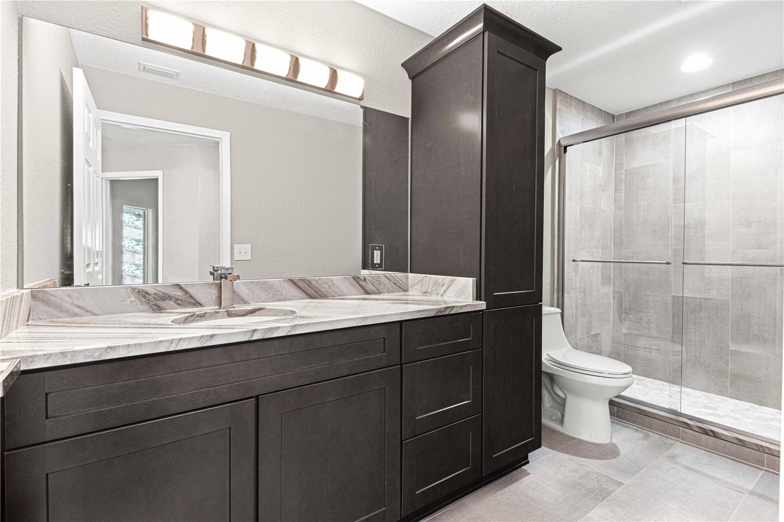 ON TOP OF THE WORLD PH 01-A SEC 01 - Residential