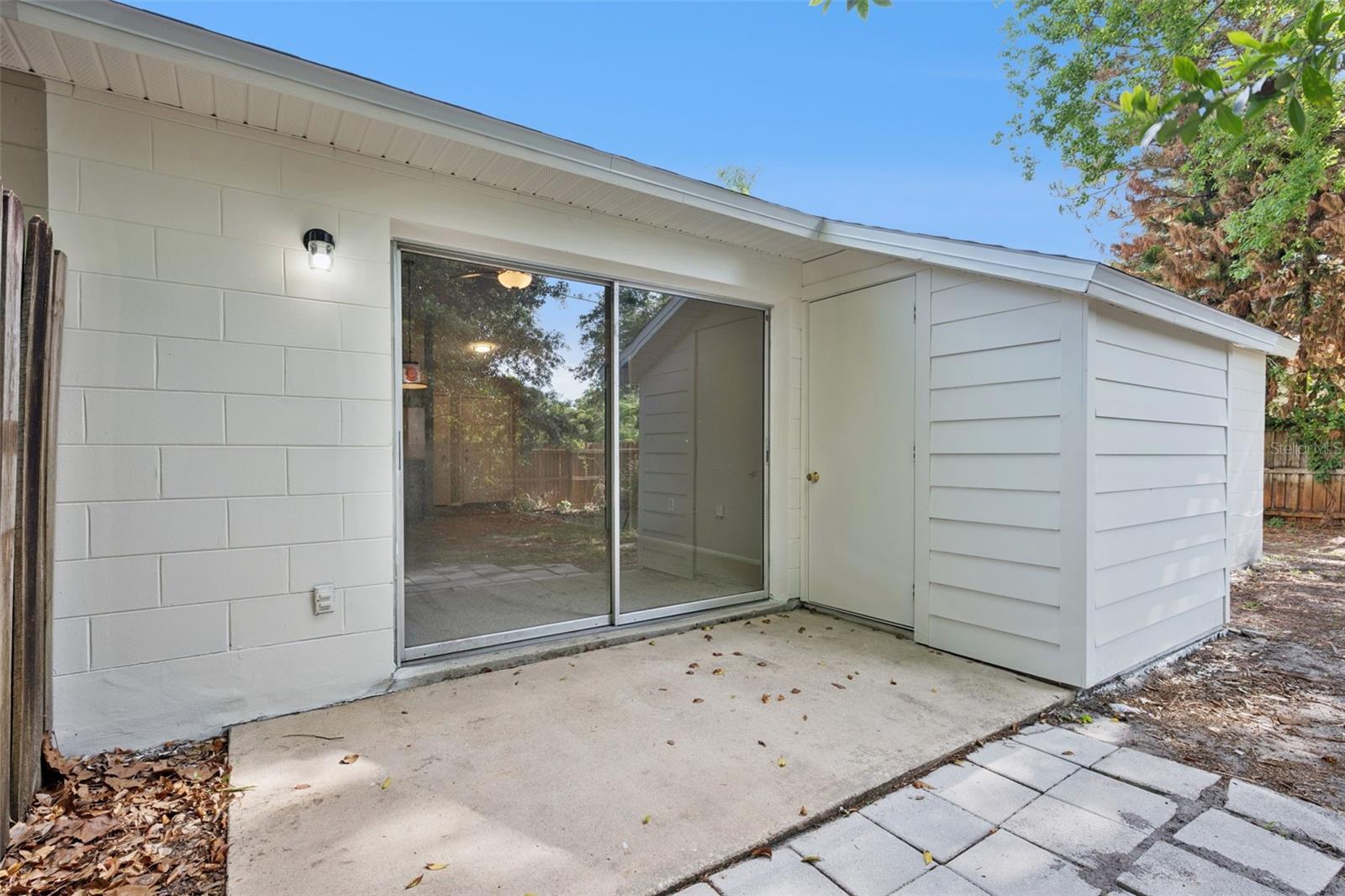 RIVER CREST - Residential