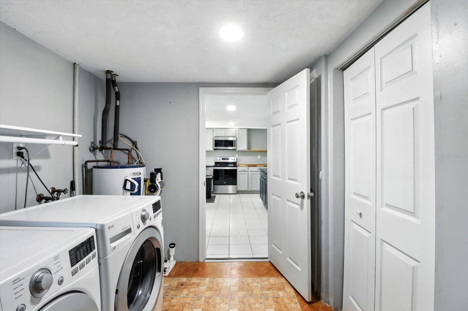 BEVERLY HILLS UNIT 05 - Residential