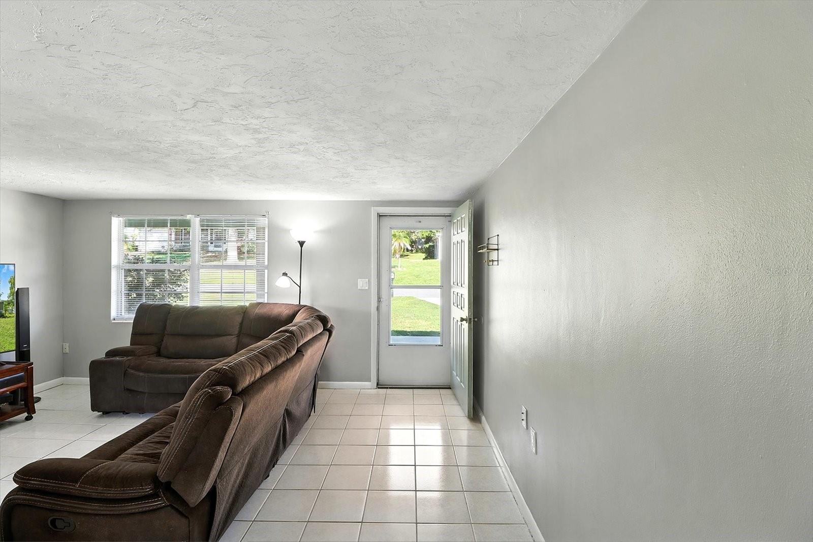 BEVERLY HILLS UNIT 05 - Residential