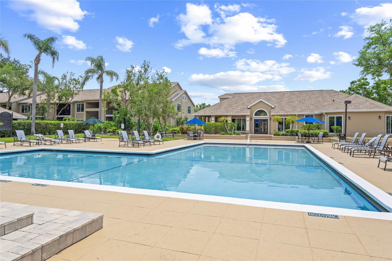 VINTAGE GRAND - Residential Lease