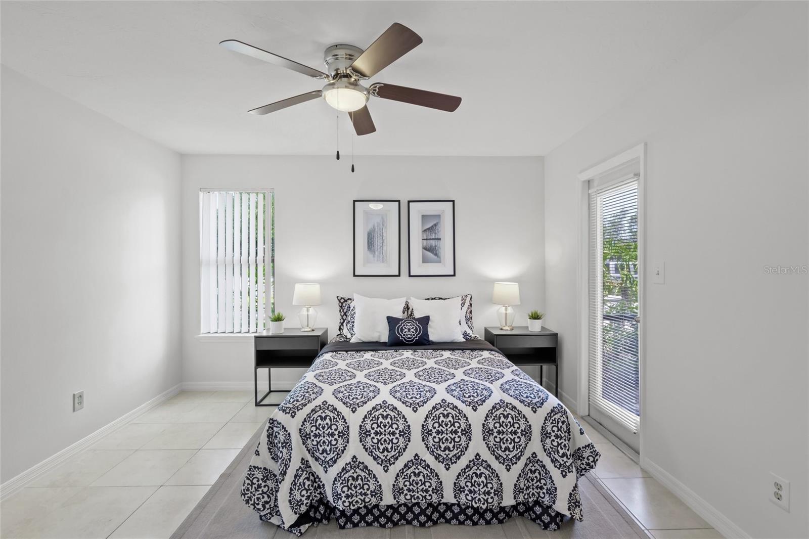 VINTAGE GRAND - Residential Lease