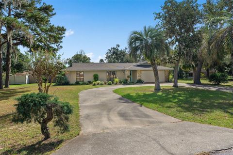 A home in FRUITLAND PARK