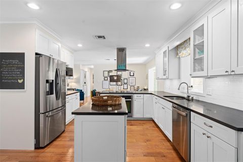 A home in FRUITLAND PARK