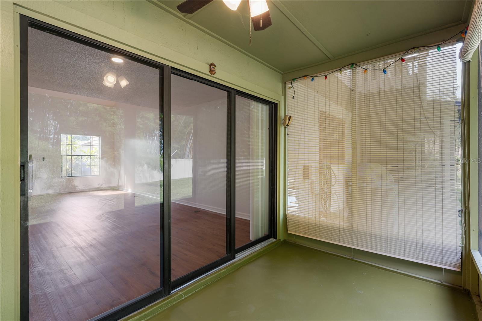 ROYALE BERMUDA TWNHS - Residential