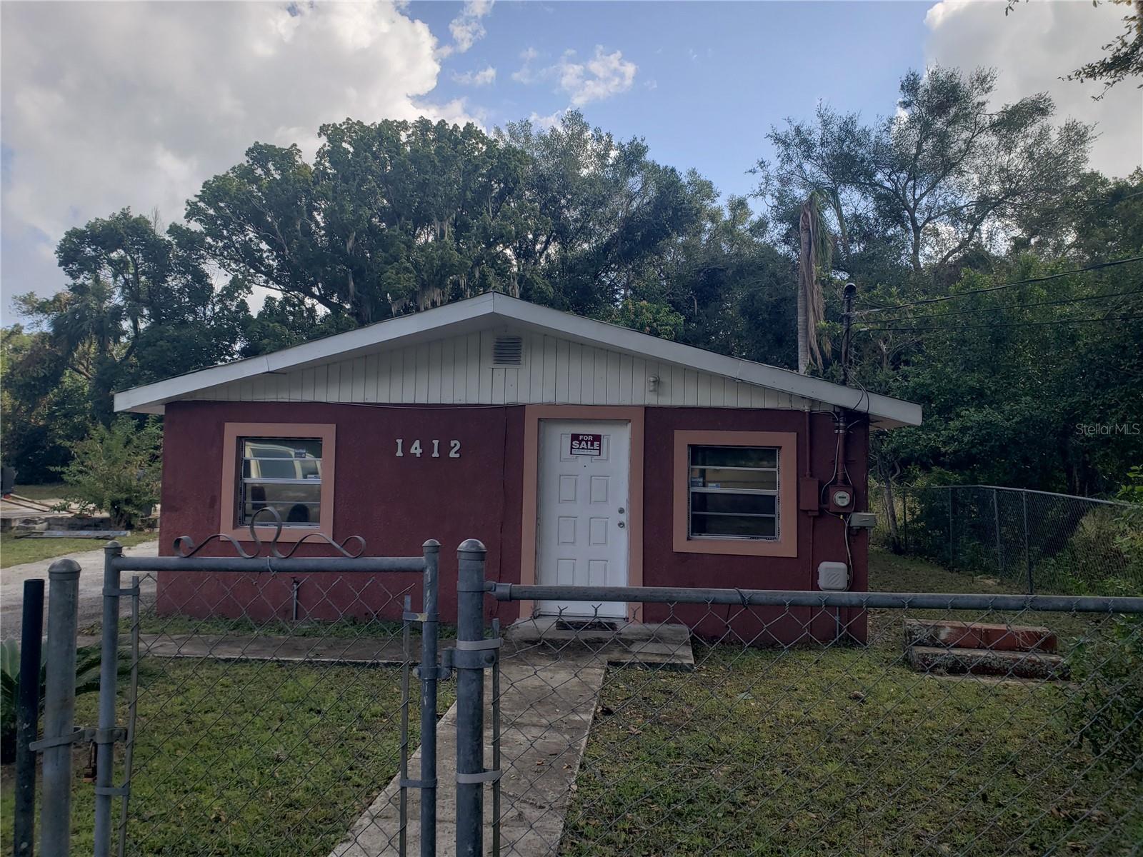 Looking for a GREAT LOCATION for your small business???? This commercial property has a 1 story building and a very nice size lot, which offers nearly 0.4378 acres of prime real estate in the thriving Grandview Neighborhood Commercial District. This property offers an excellent place to live or put your business. Conveniently located close to major highways and retail store down US 441. With zoning permitting, the possibilities are endless for enhancing this community with a wide array of small convenience retail businesses and services. Don't let this opportunity pass you by – schedule your viewing today and explore the potential this property holds!