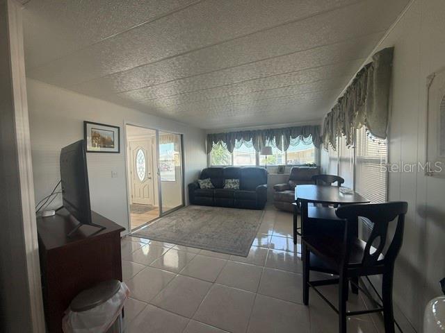 294 COLONIAL BOULEVARD 48